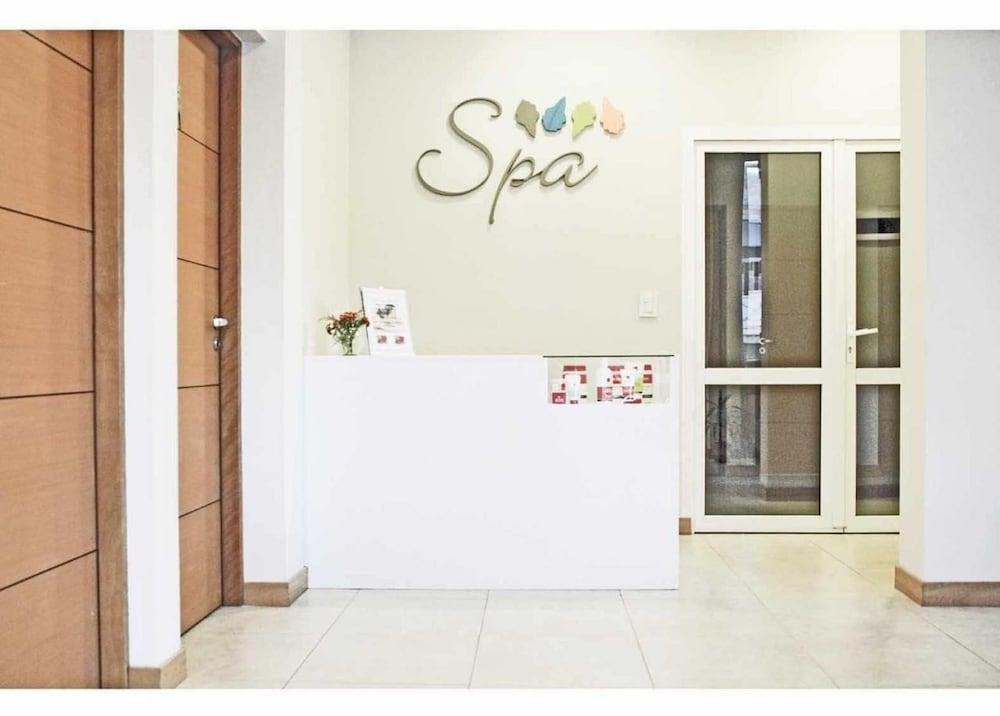 Los Robles Apart & Spa San Carlos de Bariloche Dış mekan fotoğraf