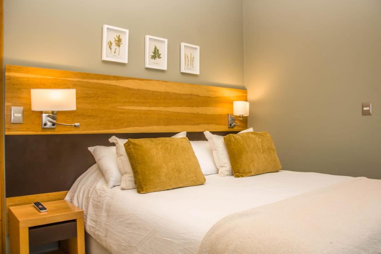 Los Robles Apart & Spa San Carlos de Bariloche Dış mekan fotoğraf