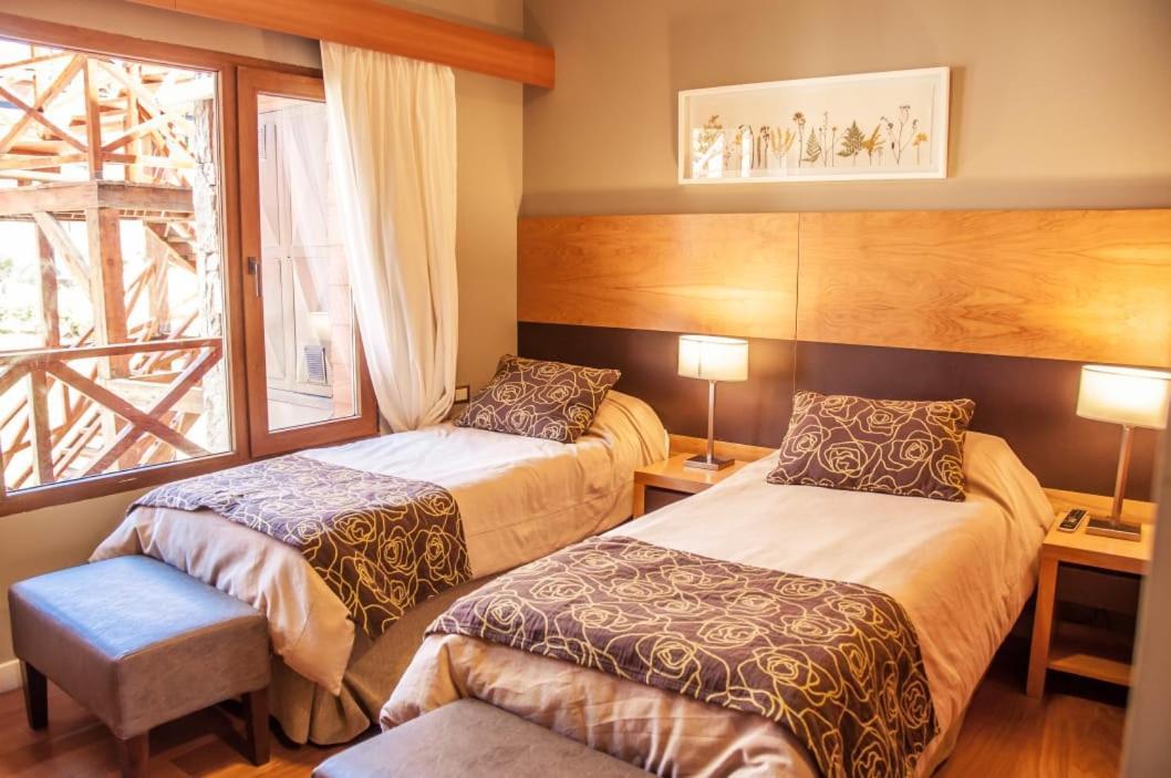 Los Robles Apart & Spa San Carlos de Bariloche Dış mekan fotoğraf