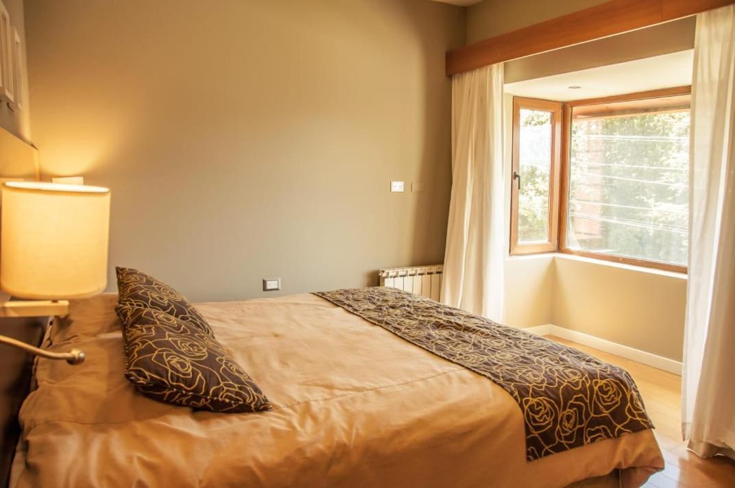 Los Robles Apart & Spa San Carlos de Bariloche Dış mekan fotoğraf