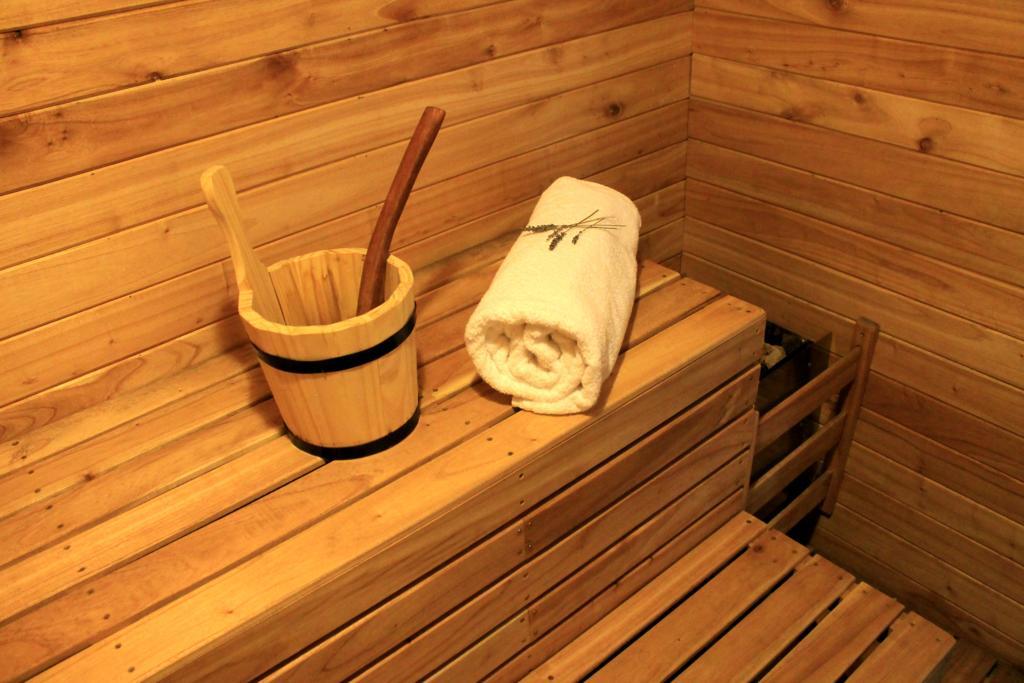 Los Robles Apart & Spa San Carlos de Bariloche Dış mekan fotoğraf