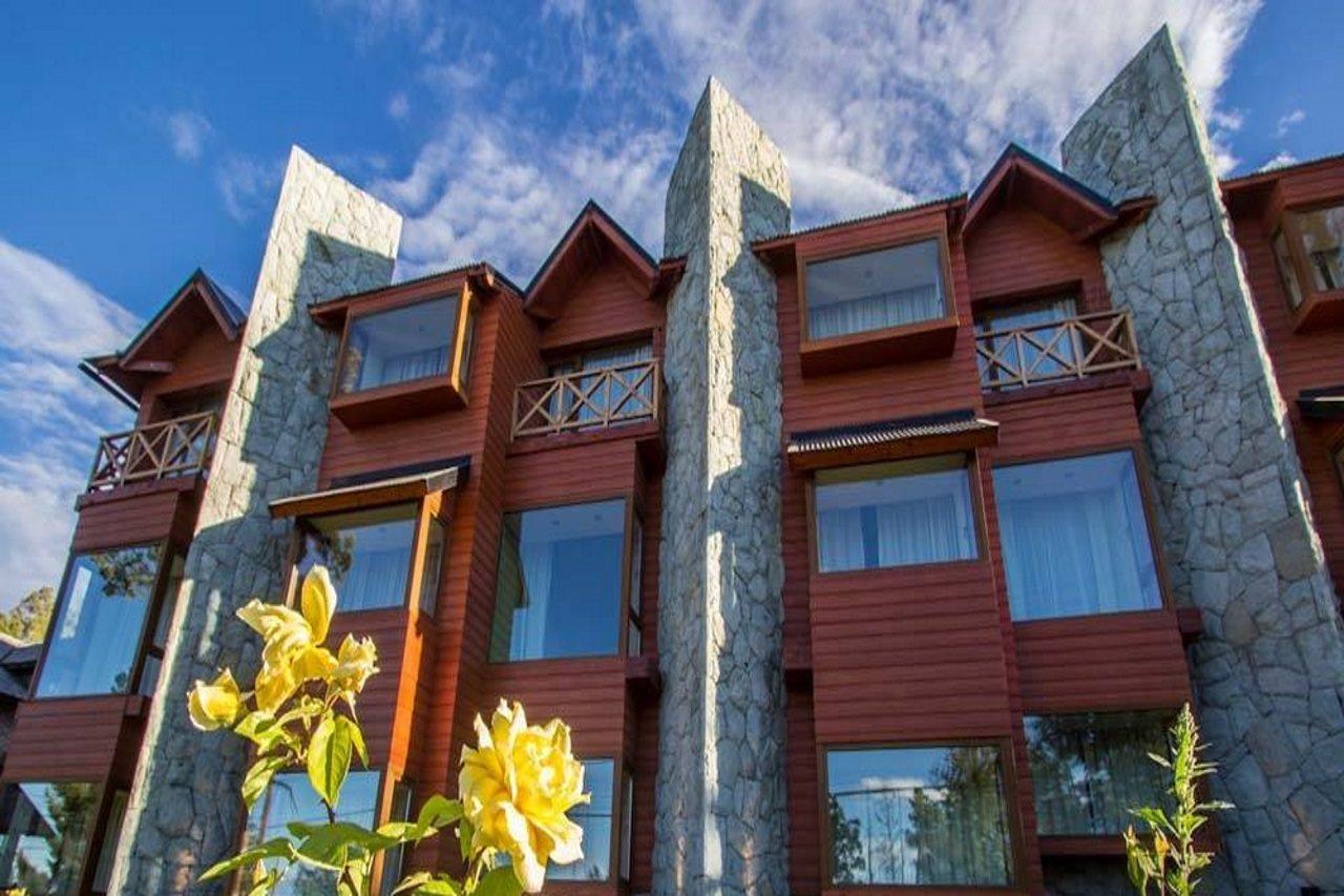 Los Robles Apart & Spa San Carlos de Bariloche Dış mekan fotoğraf