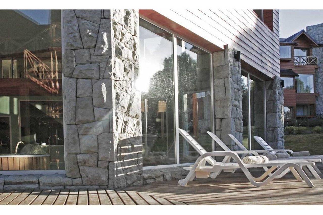 Los Robles Apart & Spa San Carlos de Bariloche Dış mekan fotoğraf