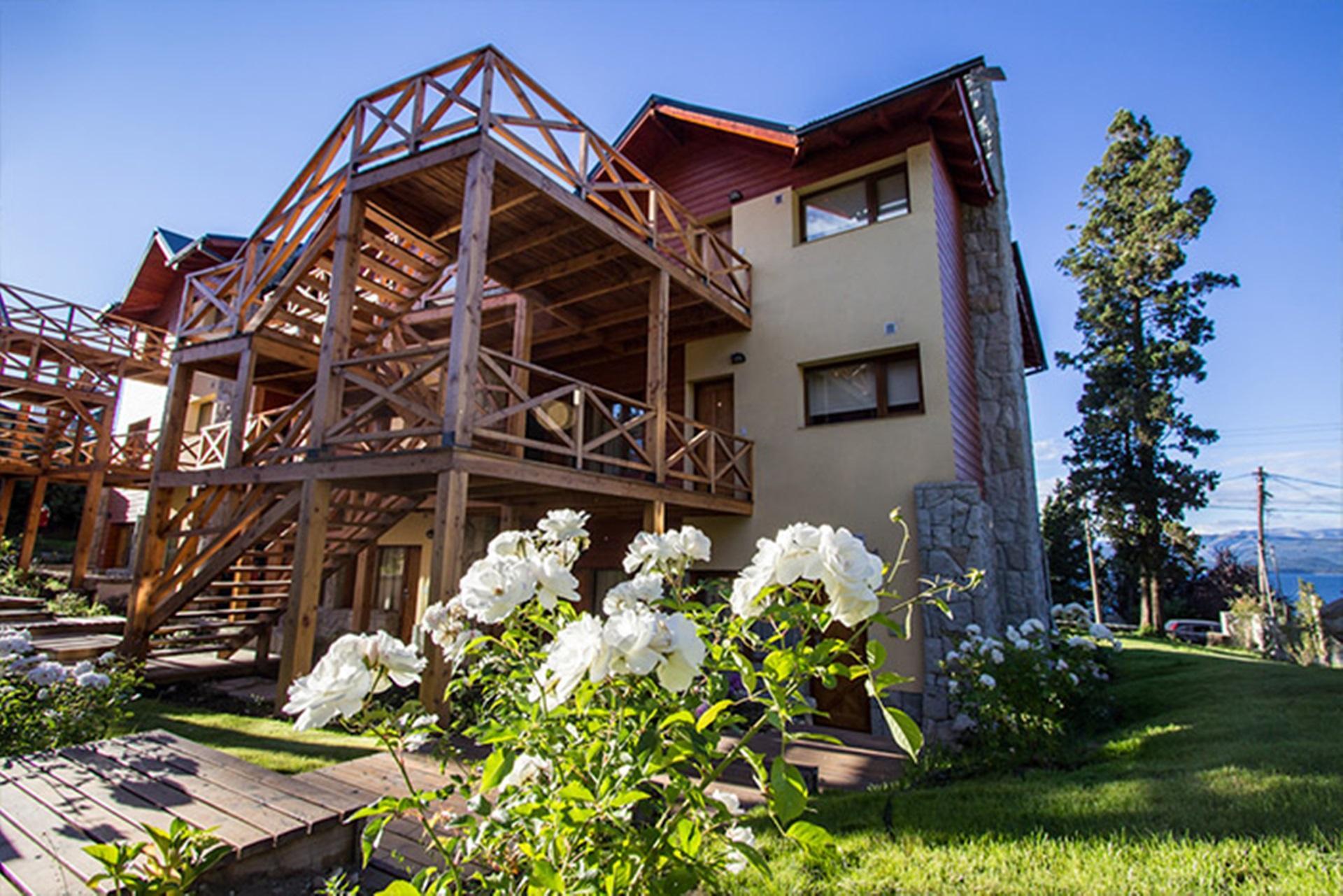 Los Robles Apart & Spa San Carlos de Bariloche Dış mekan fotoğraf